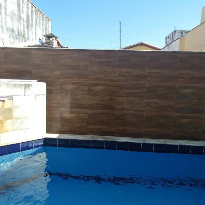 Casa Em Itanhaem Com 2 Quartos Garagem P 2 Carros, Churrasqueira, Piscina 200 M Da Praia Экстерьер фото
