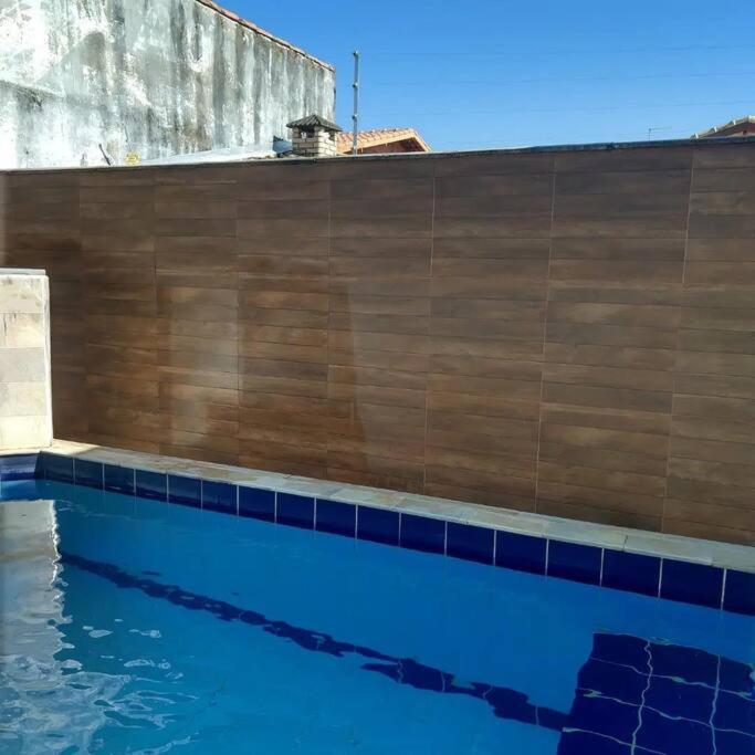 Casa Em Itanhaem Com 2 Quartos Garagem P 2 Carros, Churrasqueira, Piscina 200 M Da Praia Экстерьер фото
